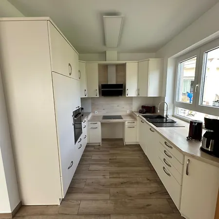 Apartment 2 Rooms, 85 Square Meters With Kitchenette And Terrace *